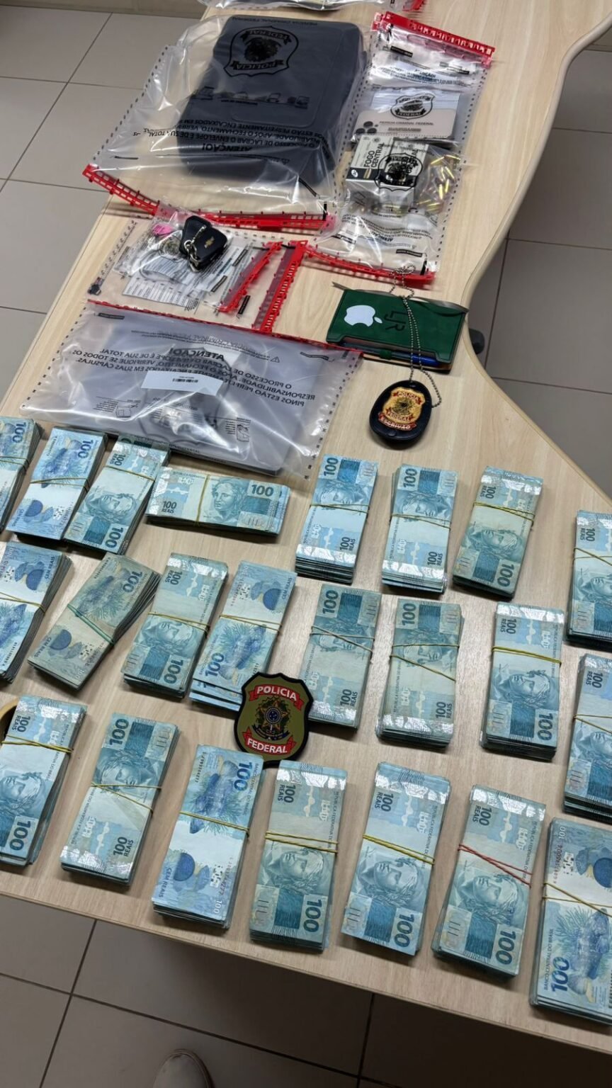 Dinheiro suspeito de lavagem de dinheiro