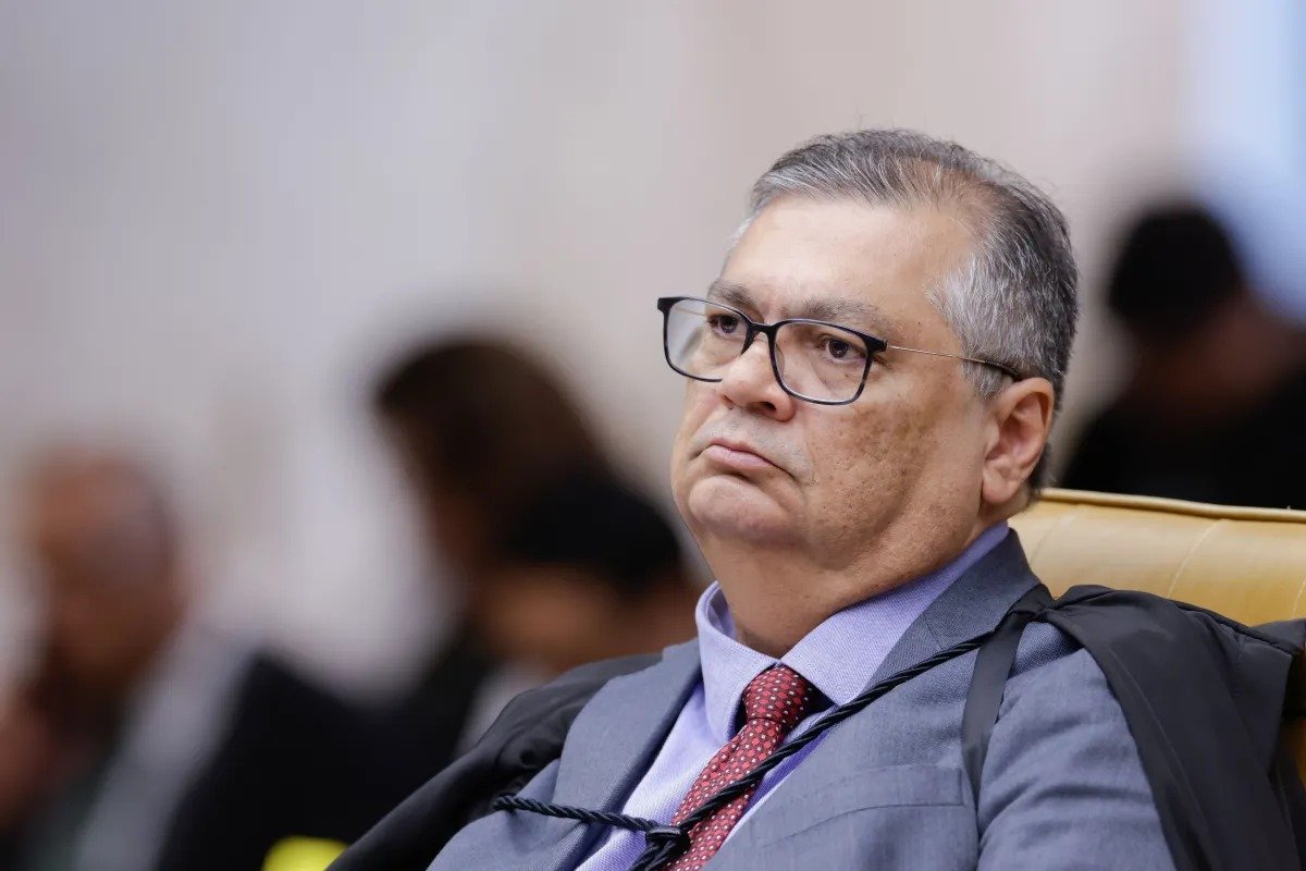 FLAVIO DINO